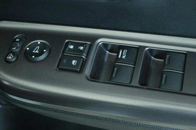 Honda Freed II Рестайлинг с пробегом 2021 года, цена 2 099 000 рублей, 800 км, компактвэн, Автокод Объявления