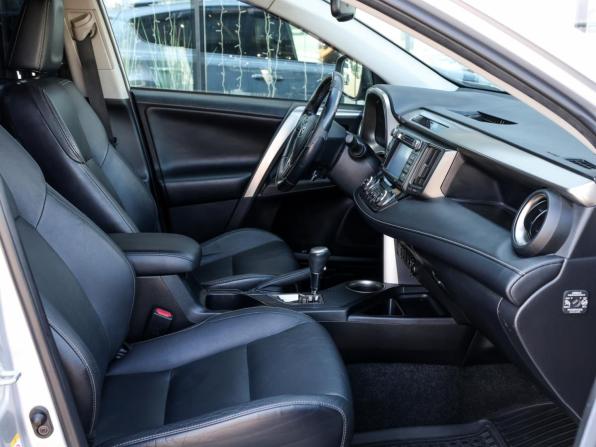 Toyota RAV4 IV (XA40) с пробегом 2014 года, цена 2 377 000 рублей, 83326 км, внедорожник, Автокод Объявления