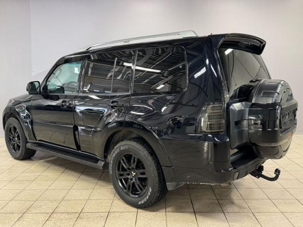 Mitsubishi Pajero IV с пробегом 2011 года, цена 2 190 000 рублей, 219016 км, внедорожник, Автокод Объявления