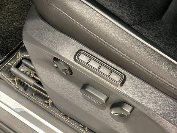 Volkswagen Tiguan II с пробегом 2018 года, цена 2 899 000 рублей, 88603 км, внедорожник, Автокод Объявления