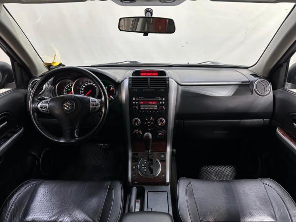 Suzuki Grand Vitara II с пробегом 2006 года, цена 650 000 рублей, 228240 км, внедорожник, Автокод Объявления