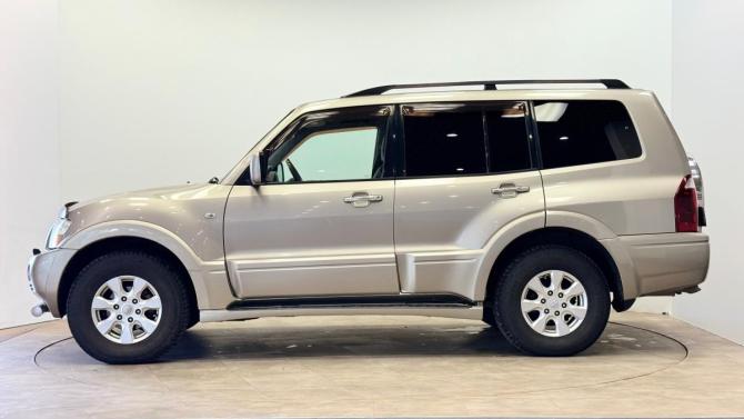 Mitsubishi Pajero III Рестайлинг с пробегом 2006 года, цена 900 000 рублей, 371769 км, внедорожник, Автокод Объявления