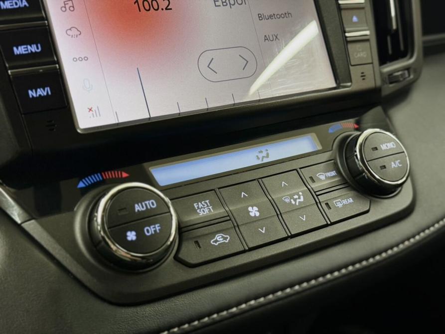 Toyota RAV4 IV (XA40) Рестайлинг Вологда  - изображение 15