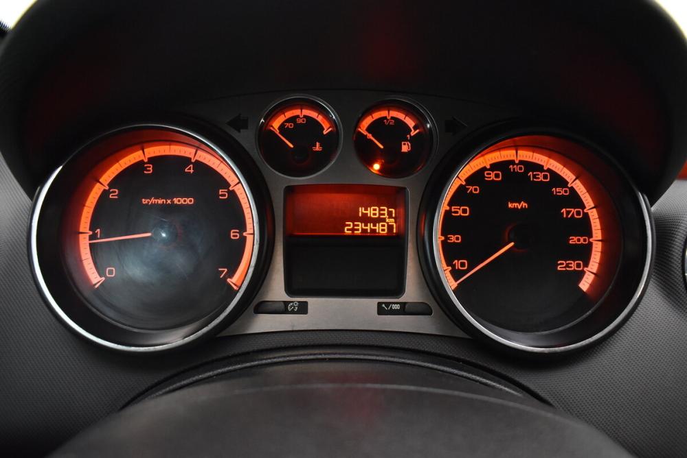 Peugeot 308 I Москва  - изображение 6