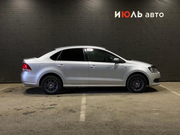 Volkswagen Polo V с пробегом 2015 года, цена 950 000 рублей, 136589 км, седан, Автокод Объявления
