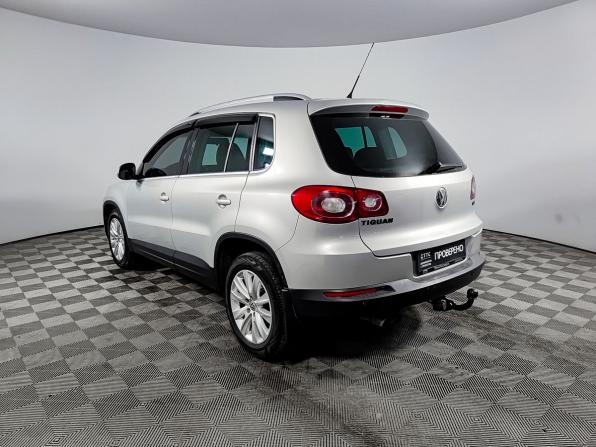 Volkswagen Tiguan I с пробегом 2010 года, цена 980 000 рублей, 243420 км, внедорожник, Автокод Объявления