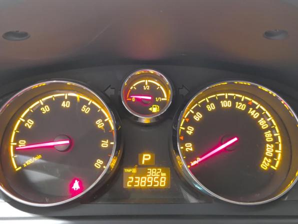 Opel Antara I Рестайлинг с пробегом 2013 года, цена 1 005 000 рублей, 238958 км, внедорожник, Автокод Объявления