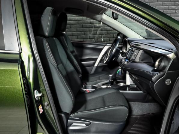 Toyota RAV4 IV (XA40) с пробегом 2013 года, цена 2 100 000 рублей, 122745 км, внедорожник, Автокод Объявления