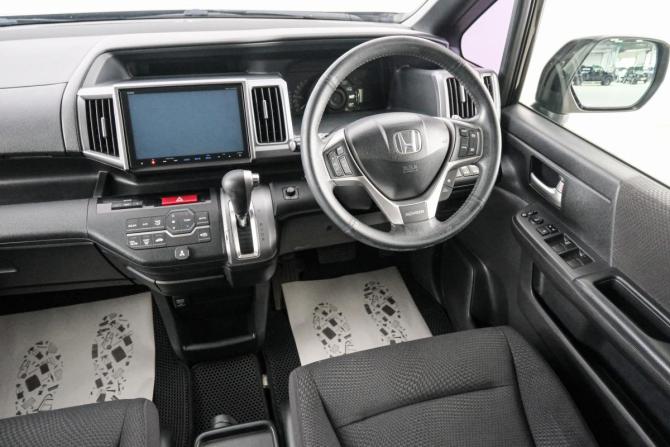 Honda Stepwgn IV Рестайлинг с пробегом 2014 года, цена 1 569 000 рублей, 196900 км, минивэн, Автокод Объявления