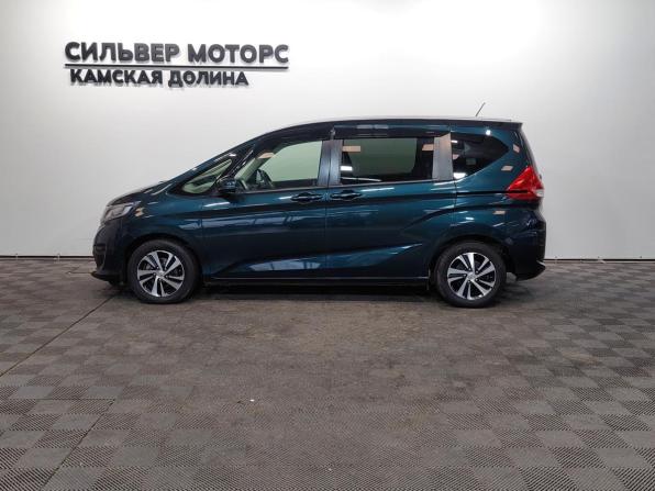 Honda Freed II с пробегом 2019 года, цена 1 599 000 рублей, 80000 км, компактвэн, Автокод Объявления