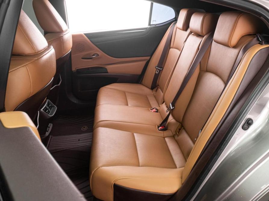 Lexus ES VII Тюмень  - изображение 21