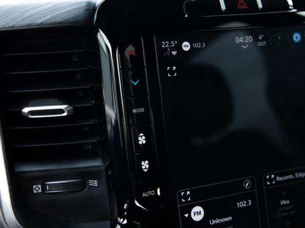 Ram 1500 V с пробегом 2023 года, цена 7 799 000 рублей, 46760 км, offers.body_type.unknown, Автокод Объявления