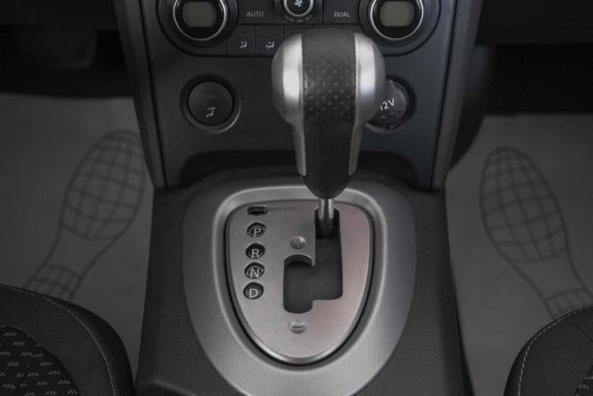 Nissan Qashqai I с пробегом 2008 года, цена 919 000 рублей, 220000 км, внедорожник, Автокод Объявления