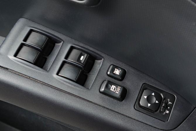 Mitsubishi Outlander II с пробегом 2008 года, цена 999 000 рублей, 273000 км, внедорожник, Автокод Объявления