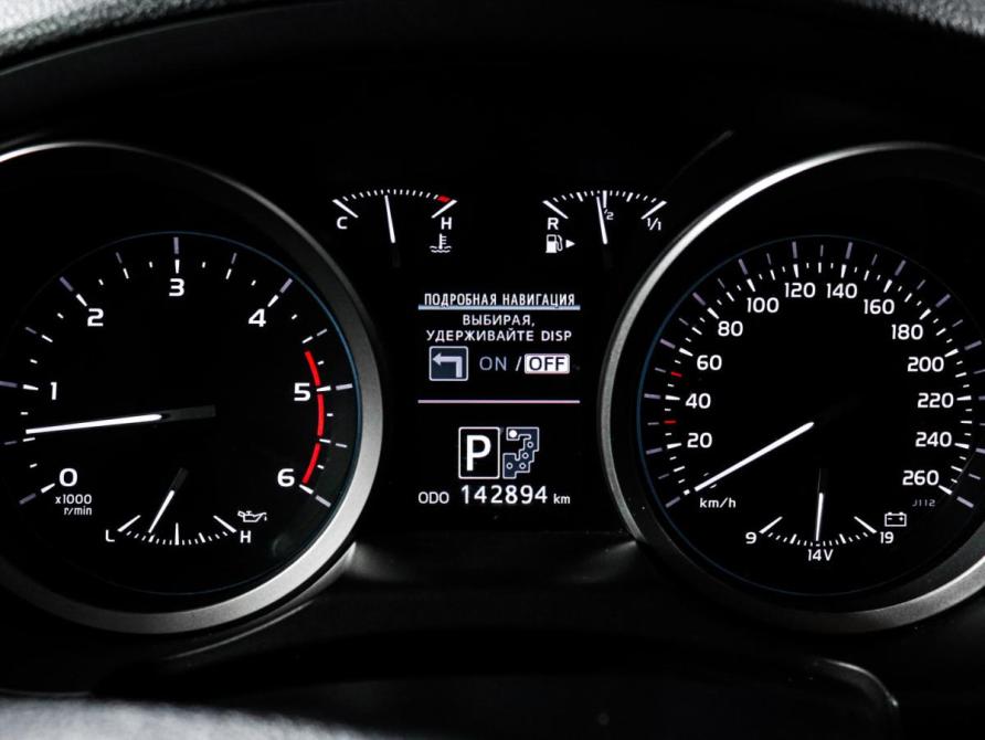 Toyota Land Cruiser 200 Series Рестайлинг 1 Москва  - изображение 11
