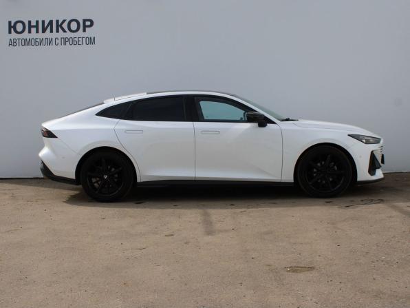 Changan UNI-V I с пробегом 2023 года, цена 2 129 000 рублей, 48697 км, лифтбек, Автокод Объявления