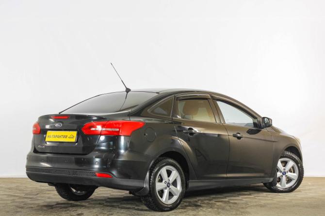 Ford Focus III Рестайлинг с пробегом 2015 года, цена 899 000 рублей, 196000 км, седан, Автокод Объявления