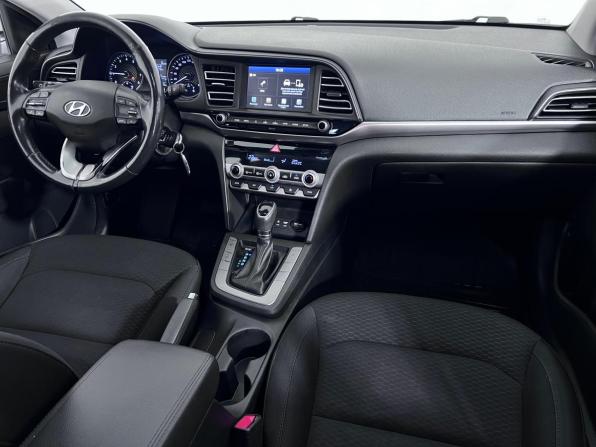 Hyundai Elantra VI (AD) Рестайлинг с пробегом 2019 года, цена 1 399 000 рублей, 127001 км, седан, Автокод Объявления