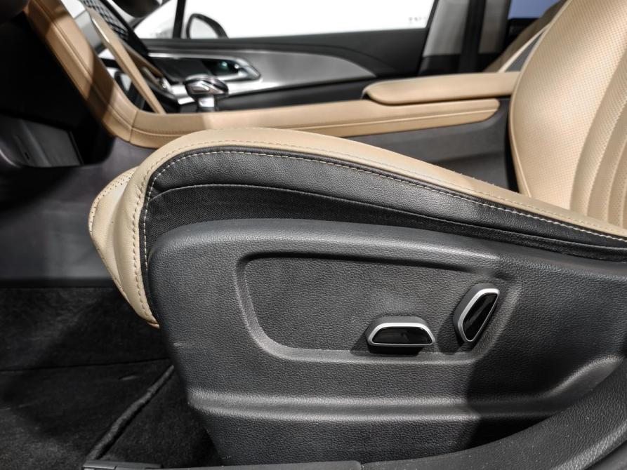 Hongqi H5 II Санкт-Петербург  - изображение 12