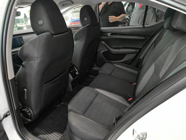 Skoda Octavia IV (A8) с пробегом 2021 года, цена 2 230 000 рублей, 114811 км, лифтбек, Автокод Объявления
