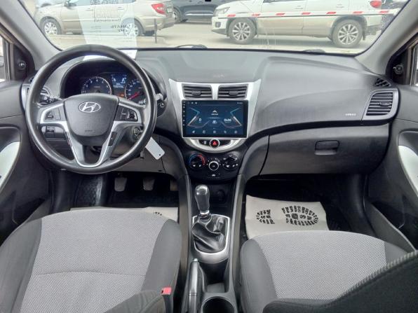 Hyundai Solaris I с пробегом 2013 года, цена 520 000 рублей, 254438 км, хэтчбек, Автокод Объявления