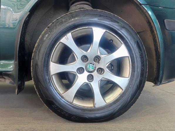 Skoda Octavia I (A4) Рестайлинг с пробегом 2008 года, цена 393 000 рублей, 286386 км, лифтбек, Автокод Объявления