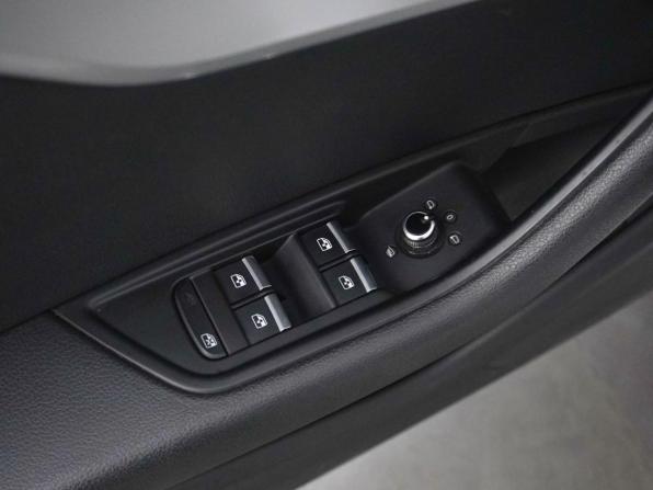 Audi A4 V (B9) с пробегом 2017 года, цена 1 977 077 рублей, 99883 км, седан, Автокод Объявления