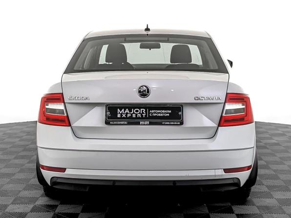 Skoda Octavia III (A7) Рестайлинг с пробегом 2020 года, цена 1 855 000 рублей, 60224 км, лифтбек, Автокод Объявления