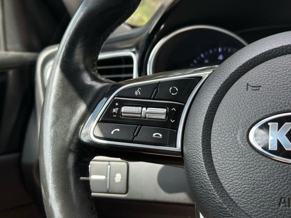 Kia Ceed III с пробегом 2019 года, цена 1 320 000 рублей, 209530 км, универсал, Автокод Объявления
