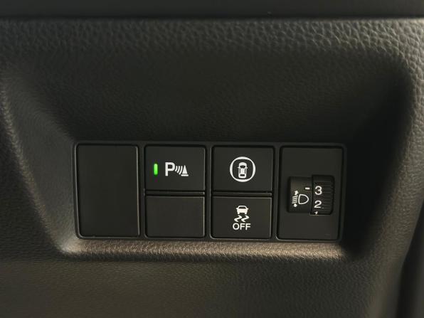 Honda Fit IV с пробегом 2021 года, цена 1 299 999 рублей, 79320 км, хэтчбек, Автокод Объявления