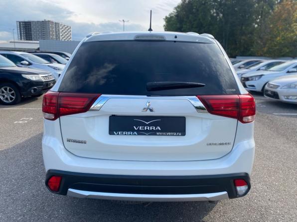 Mitsubishi Outlander III Рестайлинг 2 с пробегом 2016 года, цена 1 620 000 рублей, 164064 км, внедорожник, Автокод Объявления