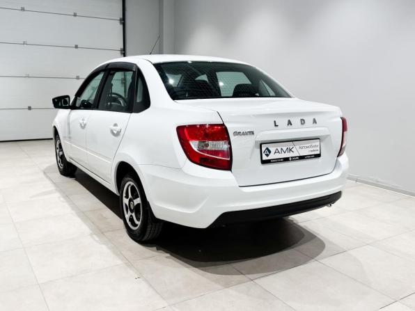 Lada (ВАЗ) Granta I Рестайлинг с пробегом 2023 года, цена 713 670 рублей, 17202 км, седан, Автокод Объявления