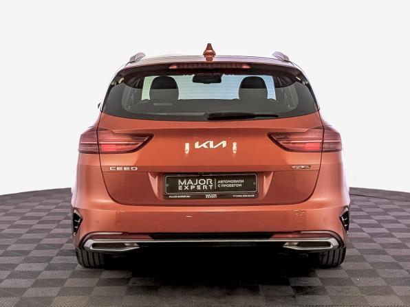 Kia Ceed III Рестайлинг с пробегом 2021 года, цена 2 675 000 рублей, 33768 км, универсал, Автокод Объявления