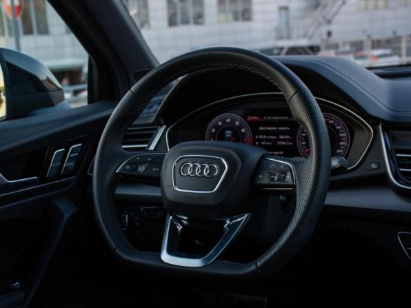 Audi Q5 II (FY) Рестайлинг с пробегом 2024 года, цена 5 698 000 рублей, 8681 км, внедорожник, Автокод Объявления