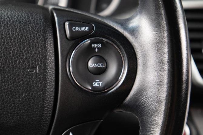Honda Accord IX с пробегом 2013 года, цена 1 299 000 рублей, 232799 км, седан, Автокод Объявления