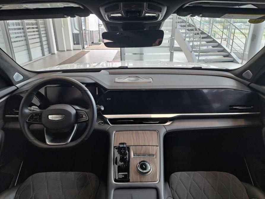 Geely Monjaro I Рестайлинг Казань  - изображение 17