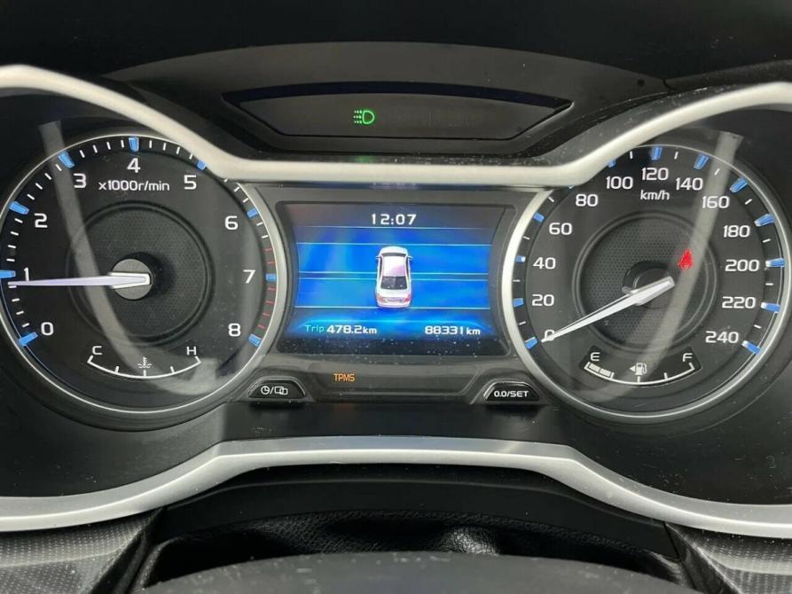 Geely Emgrand 7 I Рестайлинг Буинск  - изображение 10