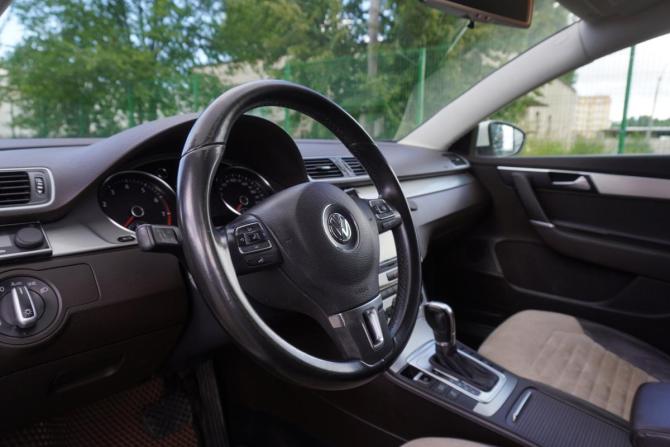 Volkswagen Passat B7 с пробегом 2013 года, цена 1 222 000 рублей, 197638 км, седан, Автокод Объявления