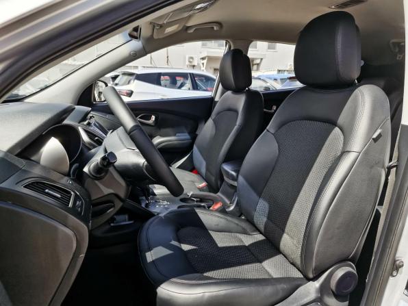Hyundai ix35 I с пробегом 2011 года, цена 980 000 рублей, 332017 км, внедорожник, Автокод Объявления