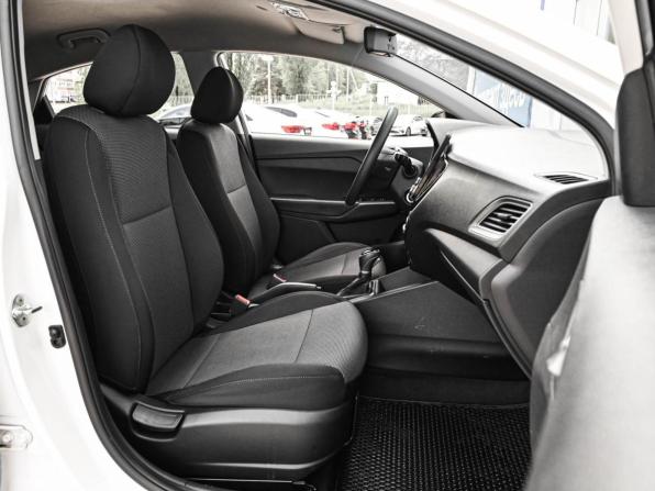 Hyundai Solaris II Рестайлинг с пробегом 2021 года, цена 1 398 000 рублей, 102405 км, седан, Автокод Объявления