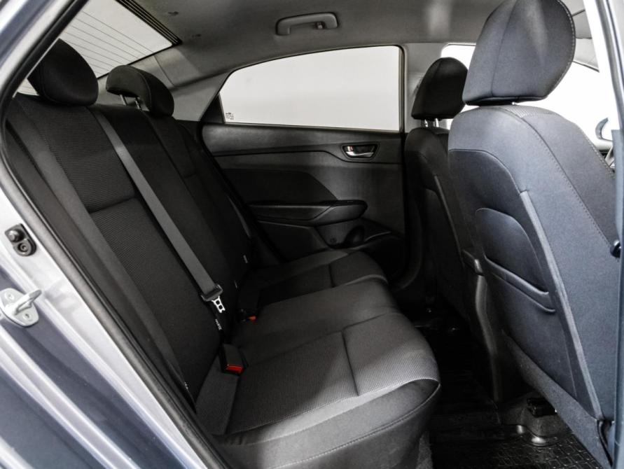 Hyundai Solaris II Санкт-Петербург  - изображение 16