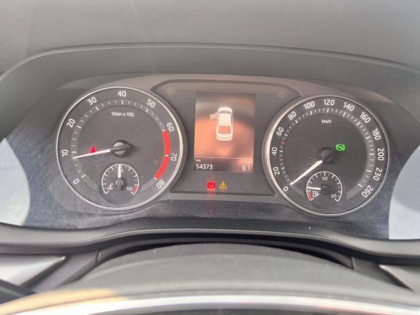 Skoda Octavia IV (A8) с пробегом 2021 года, цена 2 380 000 рублей, 54300 км, лифтбек, Автокод Объявления