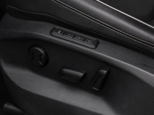 Volkswagen Tiguan II Рестайлинг с пробегом 2021 года, цена 3 549 000 рублей, 122615 км, внедорожник, Автокод Объявления