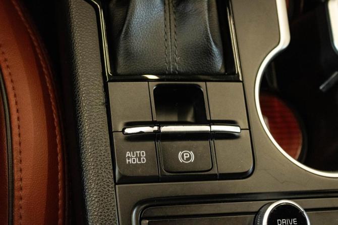 Kia K5 III с пробегом 2021 года, цена 2 199 000 рублей, 121501 км, седан, Автокод Объявления