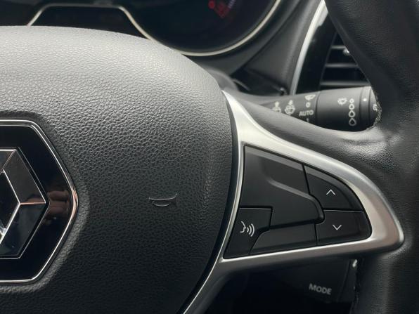 Renault Kaptur I Рестайлинг с пробегом 2020 года, цена 1 740 000 рублей, 99666 км, внедорожник, Автокод Объявления