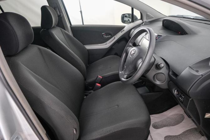 Toyota Vitz II (XP90) с пробегом 2010 года, цена 699 000 рублей, 162000 км, хэтчбек, Автокод Объявления