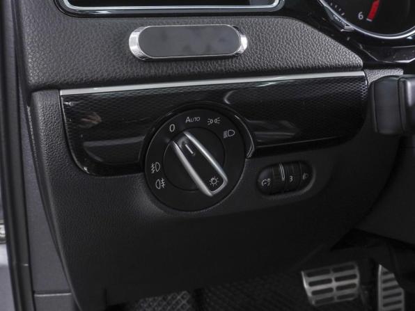 Volkswagen Jetta VI Рестайлинг с пробегом 2016 года, цена 1 899 000 рублей, 85226 км, седан, Автокод Объявления