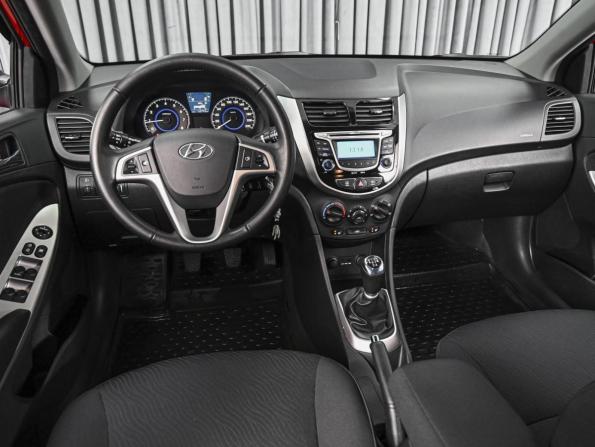Hyundai Solaris I с пробегом 2011 года, цена 1 178 000 рублей, 16776 км, седан, Автокод Объявления