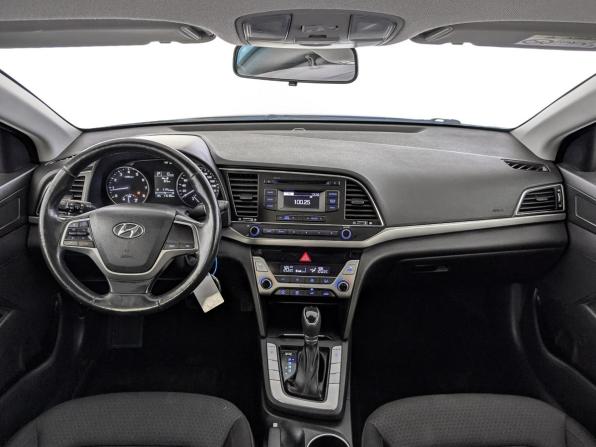 Hyundai Elantra VI (AD) с пробегом 2017 года, цена 1 399 000 рублей, 115000 км, седан, Автокод Объявления