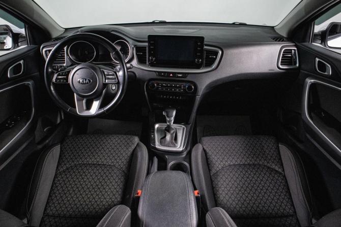 Kia Ceed III с пробегом 2021 года, цена 1 999 000 рублей, 138000 км, универсал, Автокод Объявления